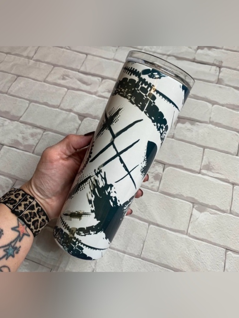 Abstract Brushstroke Travel Tumbler - White & black 20 oz - new in box